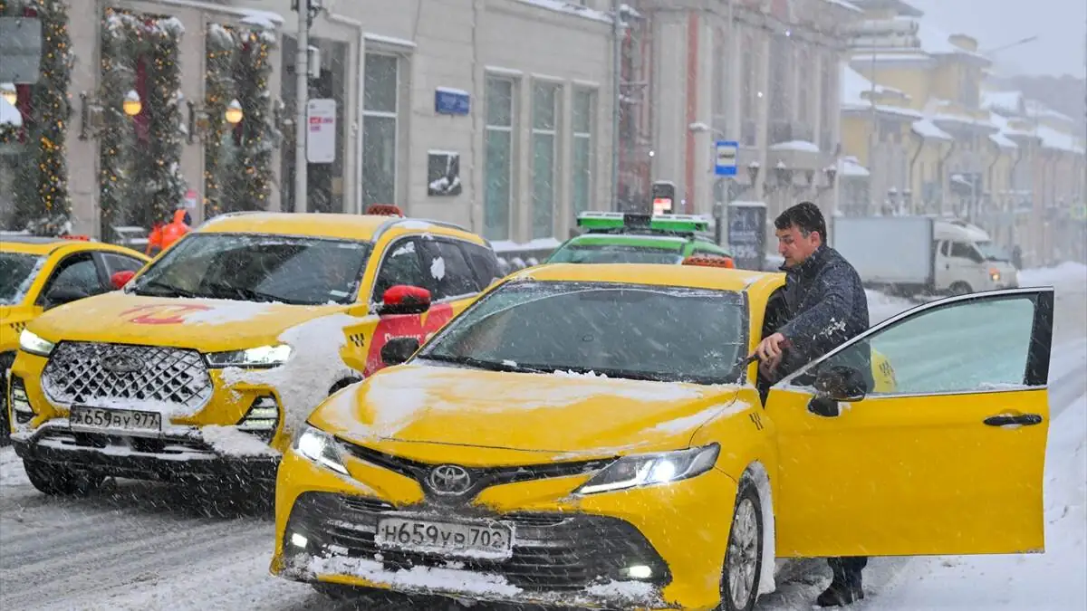 Moskovada_kar_yagisi-10012026-16