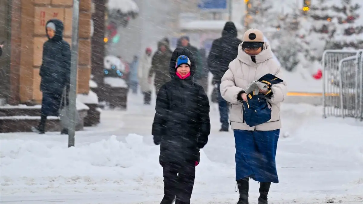 Moskovada_kar_yagisi-10012026-18