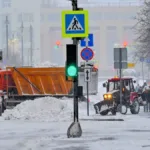 Moskova’da şaşkına çeviren hırsızlık: Bir kadın kar küreme aracını çaldı