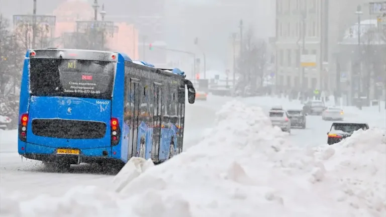 Moskova’da kar rekoru kapıda: Yarım metre sınırı an meselesi