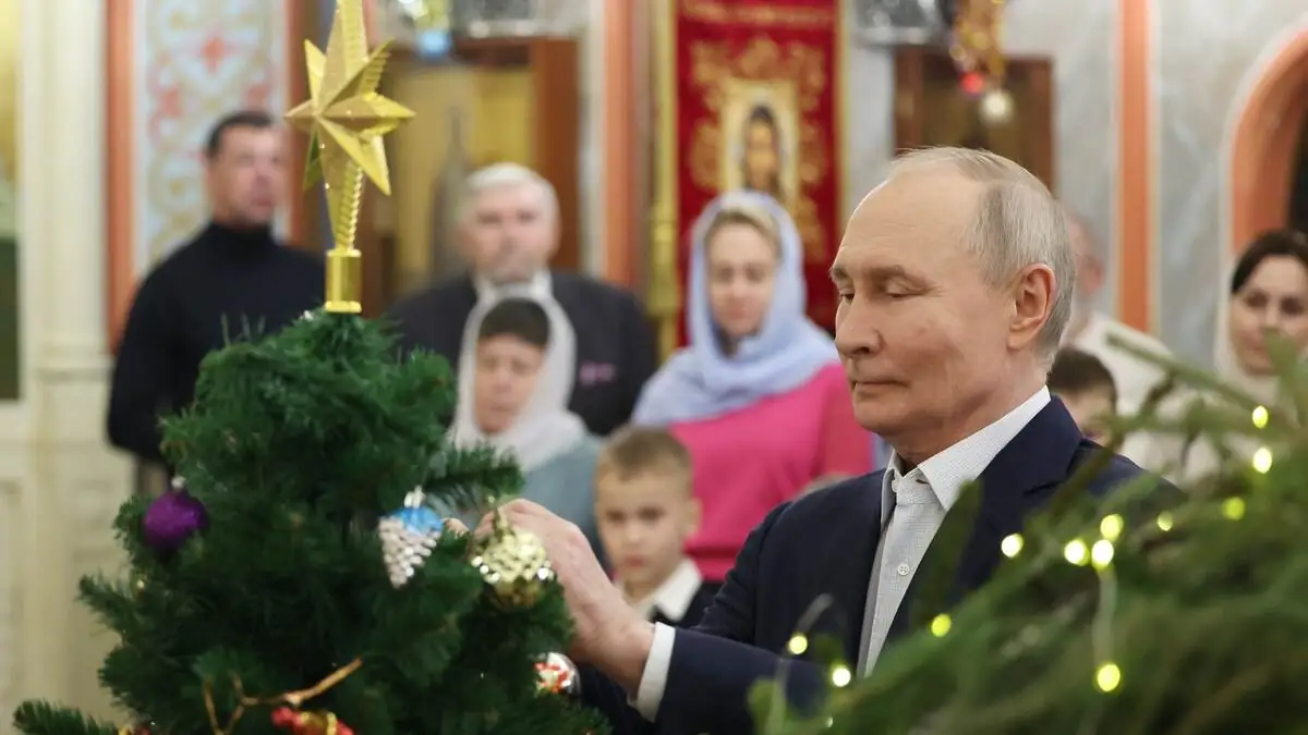 Putin, Noel ayininde askerler ve ailelerine hitap etti