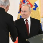 Kremlin’de diplomasi töreni: 32 büyükelçi güven mektuplarını sundu