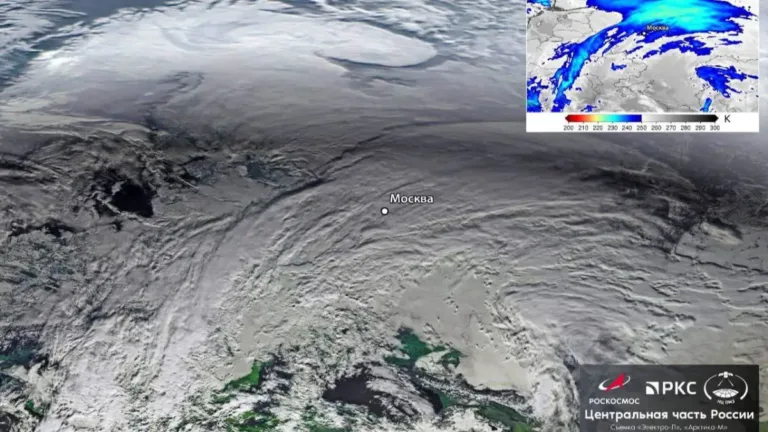 Roskosmos, Moskova’yı vuracak yoğun kar yağışını gösterdi