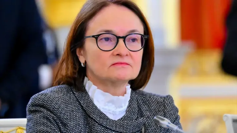 Rusya Merkez Bankası Başkanı Nabiullina: “Dijital rublede teknik sorunlar yaşanıyor”