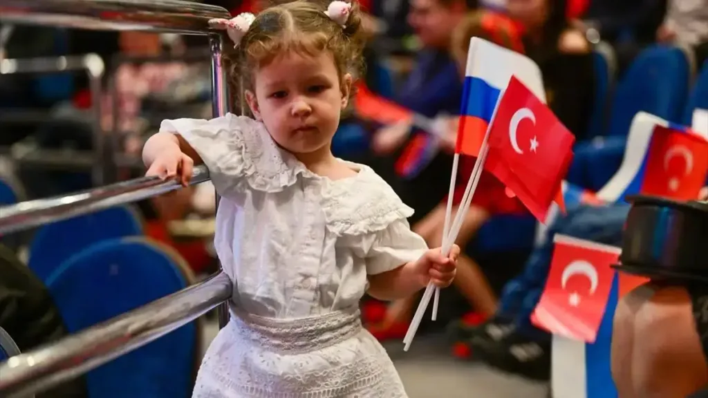 Moskova’da 23 Nisan Ulusal Egemenlik ve Çocuk Bayramı haftasında “Uluslararası Çocuk Şenliği” yapıldı
