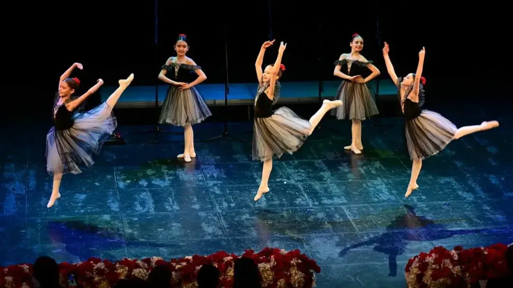 Moskova’da 23 Nisan Ulusal Egemenlik ve Çocuk Bayramı haftasında “Uluslararası Çocuk Şenliği” yapıldı