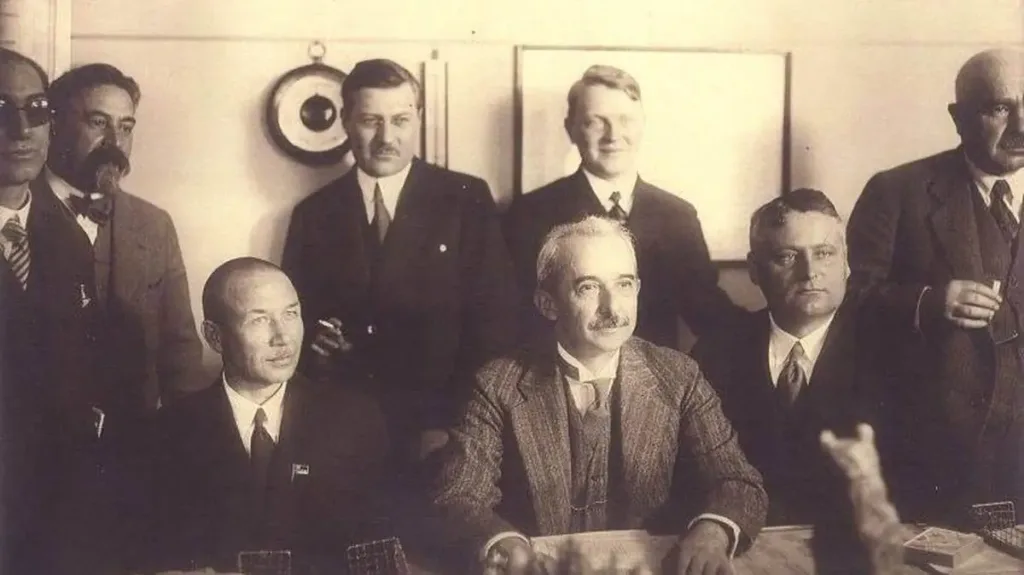 94 yıl önce bugün: İsmet Paşa ve beraberindeki heyet Moskova’yı ziyaret etmişti