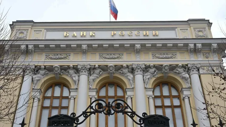 Rusya Merkez Bankası bankalara KOBİ borçları için çağrı yaptı
