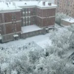 Moskova nisan sonunda kara uyandı: Başkentte kış havası geri döndü