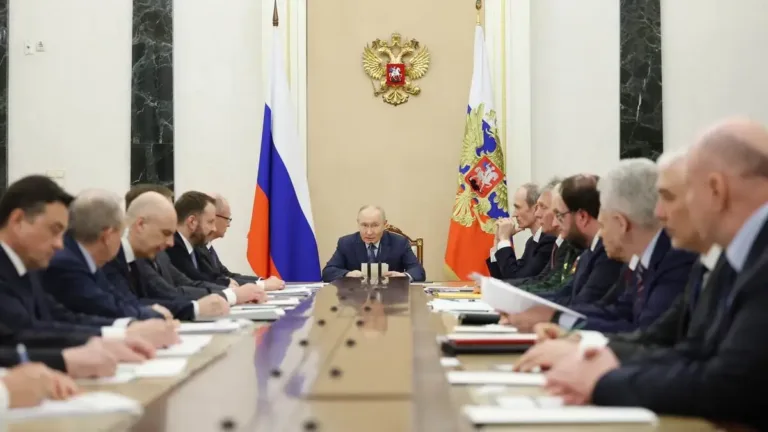 Putin, yapay zekada yerli model ve ulusal plan istedi