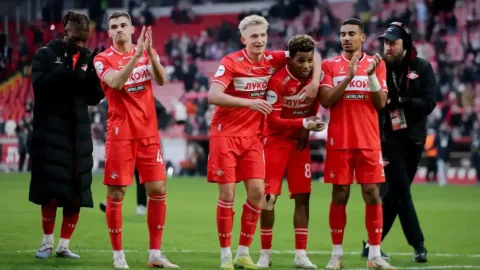 Spartak, Ahmat engelini 3 golle aştı