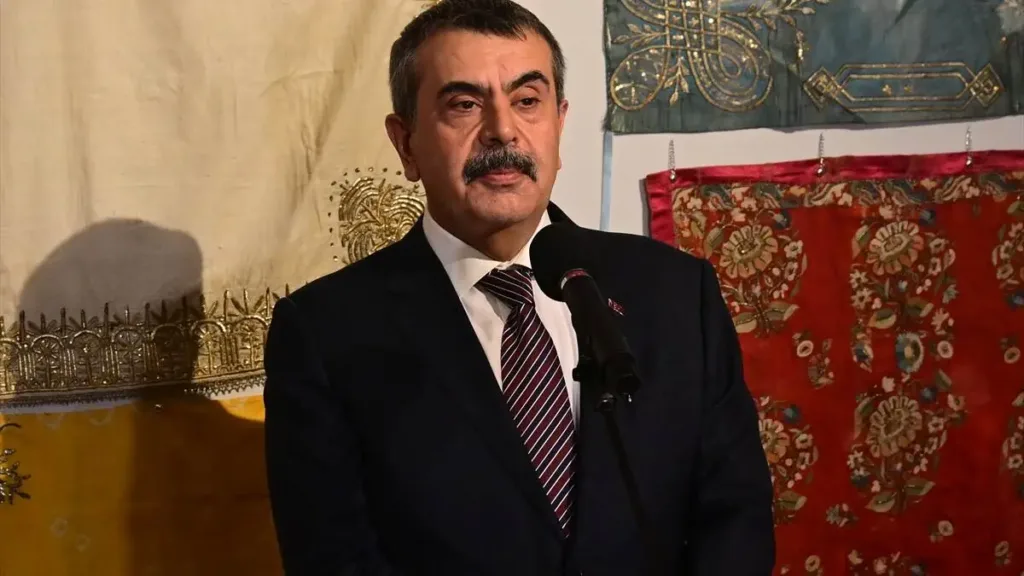 “Gelin Hazineleri” Rusya’da Ermitaj Müzesi’nde sergilenmeye başladı