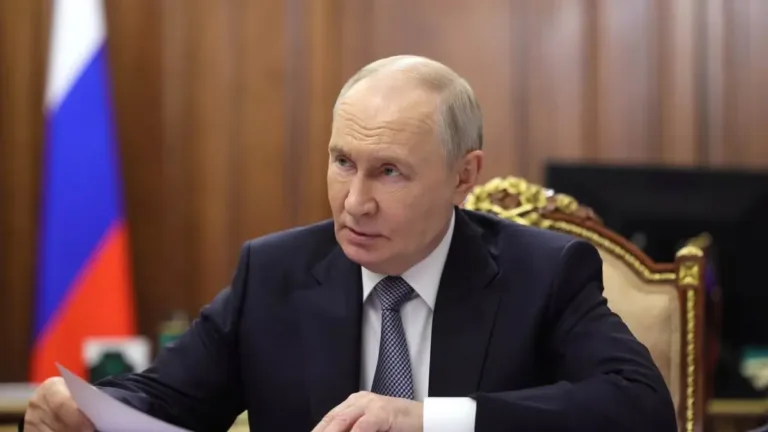 Putin, saldırılarda zarar gören Rusya’daki lojistik altyapının yenilenmesi talimatı verdi