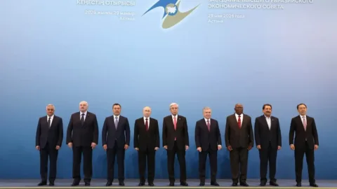 Putin: “AEB ülkeleriyle müttefiklik bağlarının derinleştirilmesi, Rusya için öncelikli”