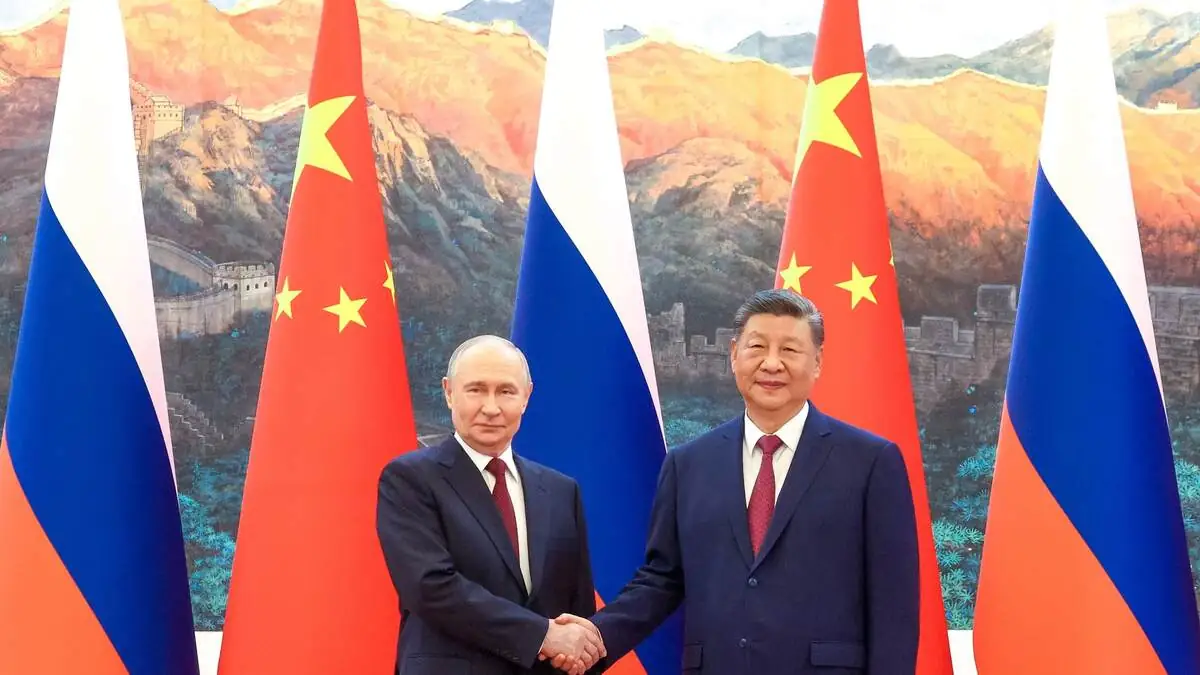 Putin ve Şi Cinping Pekin’de görüşmelere başladı