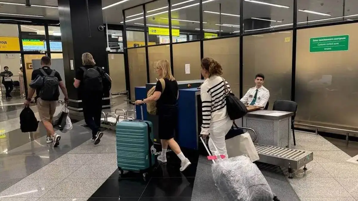 Vietnam’ın Danang kentinden Moskova’ya ilk direkt uçuş yapıldı