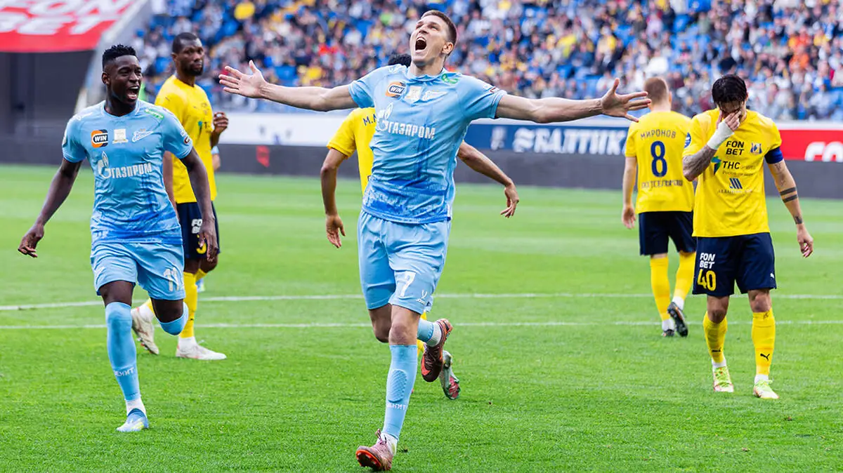 “Zenit” rekor kırarak 11. kez Rusya futbol şampiyonu oldu
