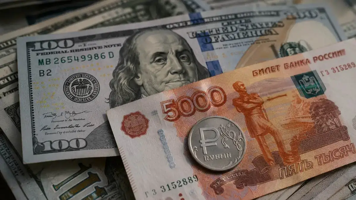 Gosduma’dan dolar kuru için 80 ruble tahmini