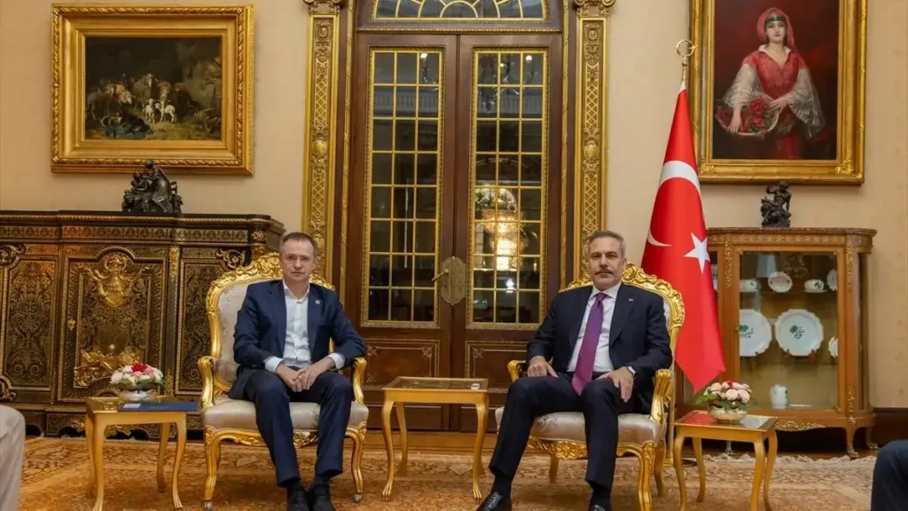 Dışişleri Bakanı Fidan, Rusya ziyaretinde Türk iş insanlarıyla görüştü
