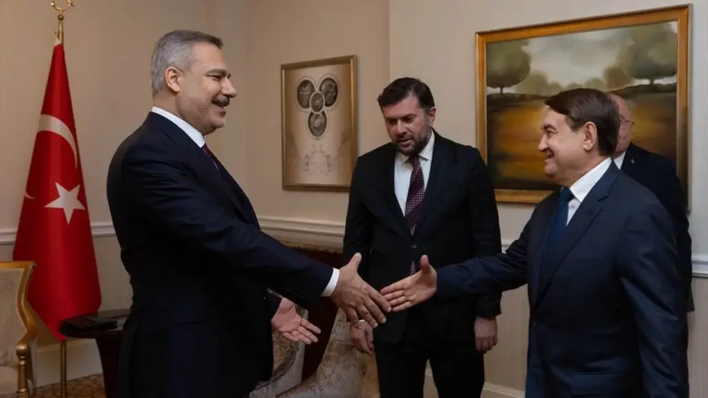 Dışişleri Bakanı Fidan, Rusya ziyaretinde Türk iş insanlarıyla görüştü