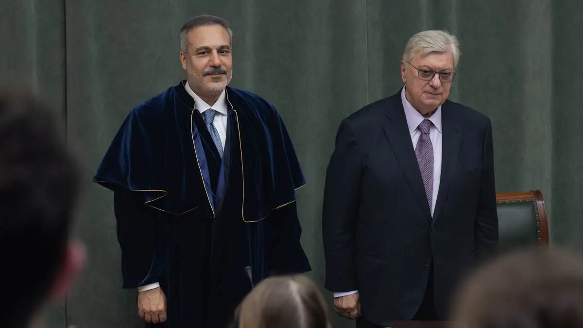 Bakan Fidan’a Moskova Devlet Uluslararası İlişkiler Enstitüsünden “fahri doktora” ünvanı