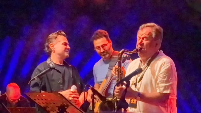 Akra Caz Festivali, Kenan Doğulu ve Igor Butman sürpriziyle başladı