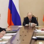 Kremlin’de yakıt gündemi: Putin, arz ve fiyatları enerji devleriyle görüştü