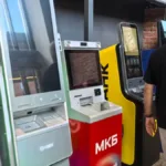 Dolandırıcıların yeni yöntemi: ATM’de kasıtlı olarak bırakılan banka kartı
