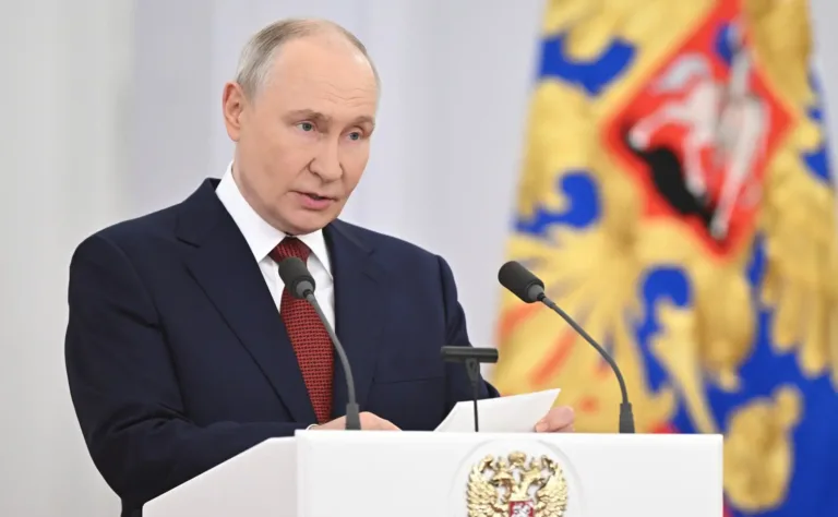 Putin: Batı, Rusya’ya yönelik yaptırımların etkisizliğinde rekor kırıyor