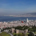 Rus gezgin İzmir’deki gecekondular için “Milyon dolarlık manzaralar” dedi