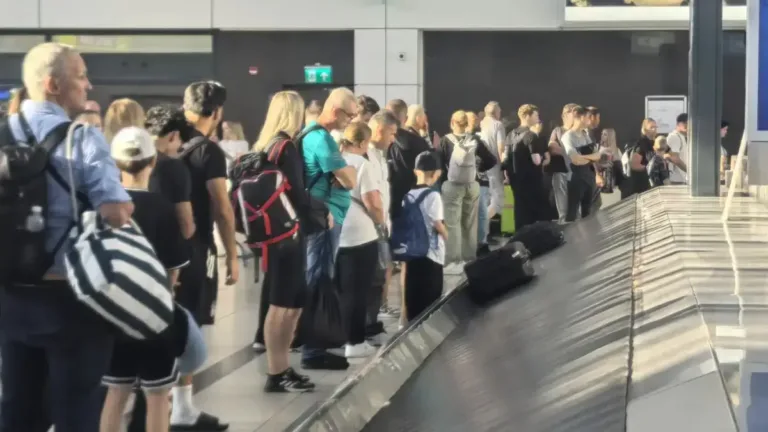 Türkiye’den Moskova’ya dönen Rus turistlerin bagajları Dalaman’da kaldı