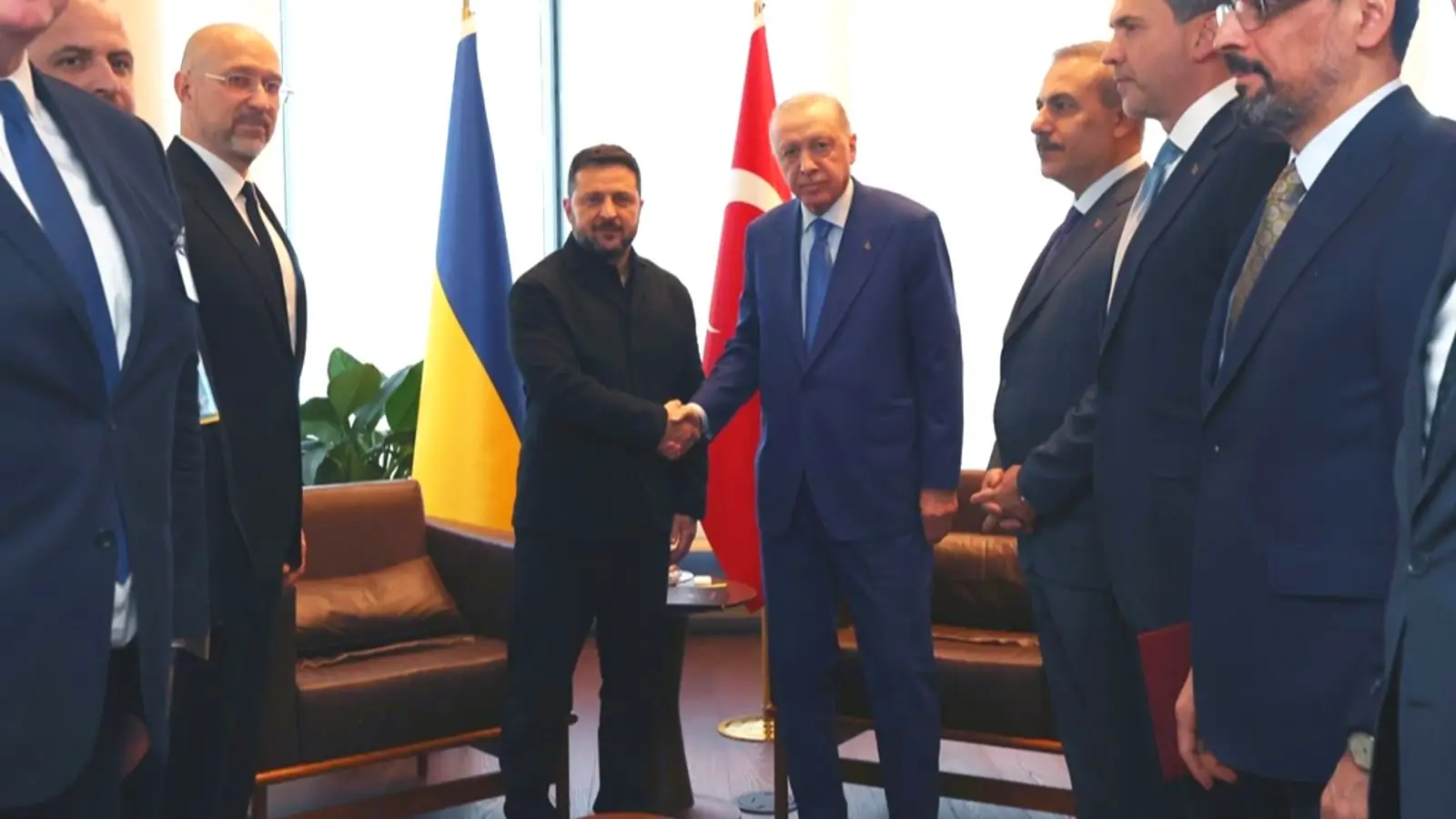 Erdoğan-Zelenskiy görüşmesinde Karadeniz güvenliği öne çıktı