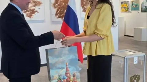 Türkiye’deki Rus seçmenler Devlet Duması seçimleri için sandık başında