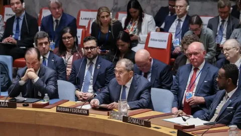 Lavrov’dan BMGK’da Ukrayna çıkışı: Müzakereler sürebilir, operasyon durmayacak