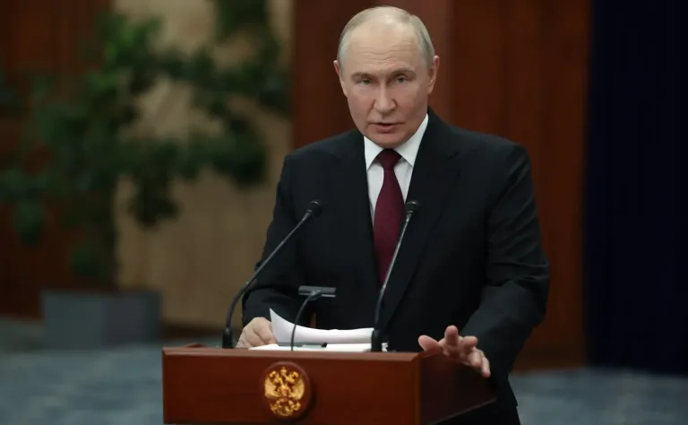 Putin’den Zelenskiy’e “Teröristlerle müzakere yapılmaz” tepkisi