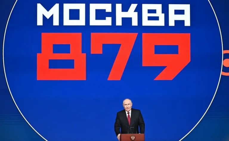 Putin ve Sobyanin, Moskova metrosunun yeni hattını hizmete açtı