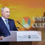 Putin: Birlik tek tiplilik değil, farklı halkların dayanışmasıdır