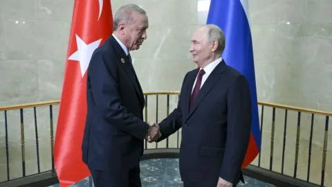 Putin ile Erdoğan Bişkek’te görüştü