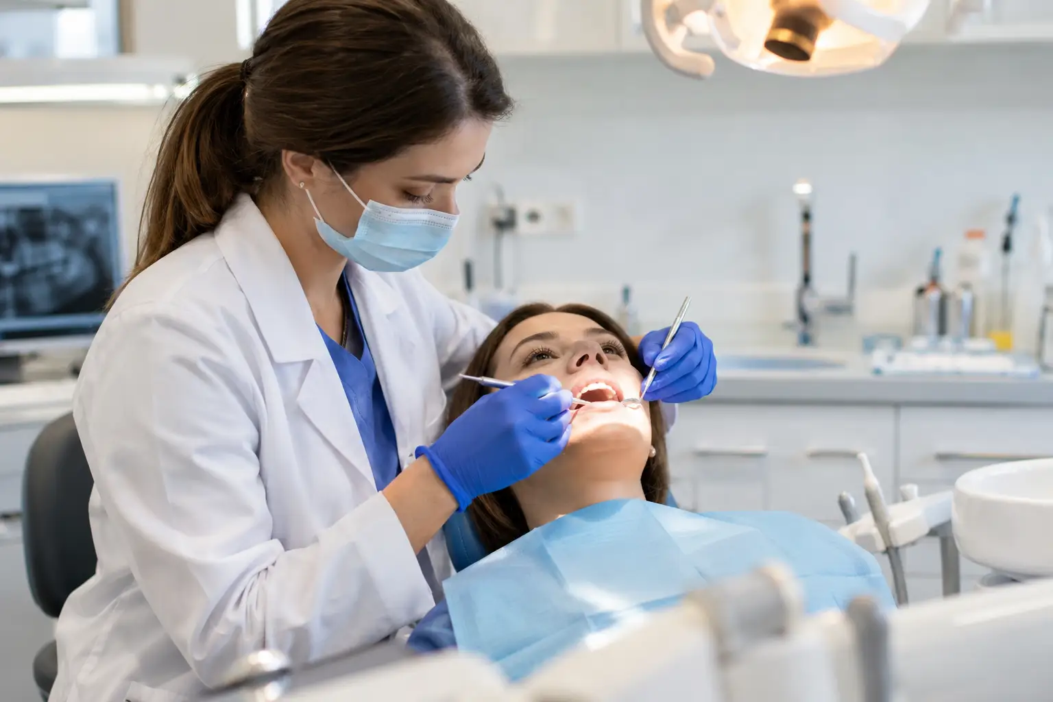 Rus bilim insanlarından diş implantasyonunda doku yenilenmesini hızlandırmayı amaçlayan malzeme