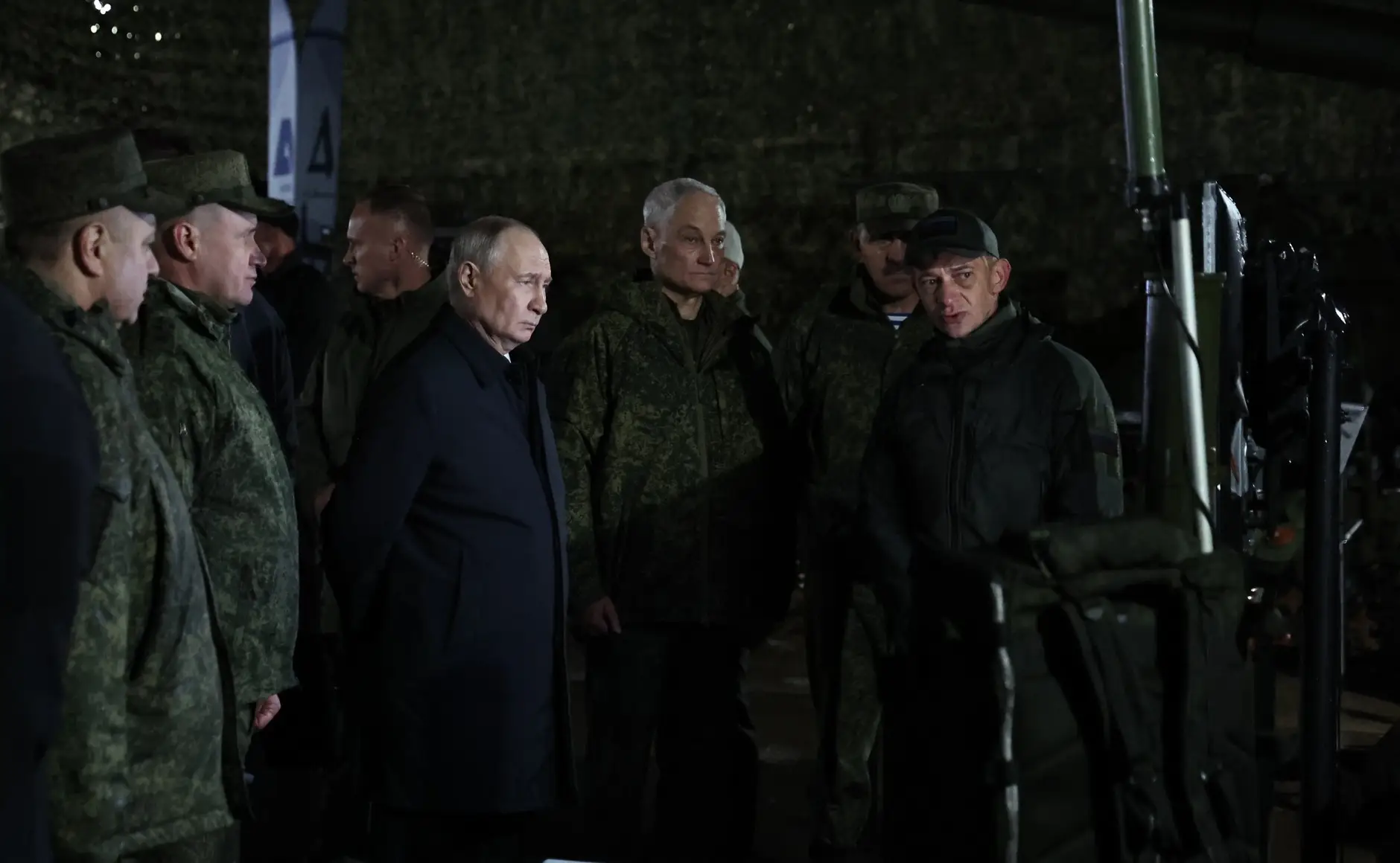 Putin, "Merkez-2026" stratejik komuta ve kurmay tatbikatını izledi