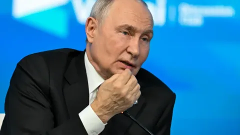 Rusya Devlet Başkanı Putin, Ukrayna ile anlaşmaya hazır olduklarını belirtti