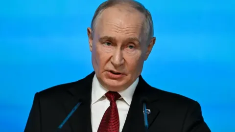 Putin, Avrupa ile olası savaşta kazanan olmayacağını söyledi