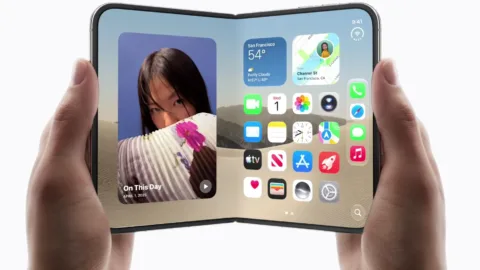 Katlanabilir iPhone Duo Rusya pazarına girdi: İşte mağazalardaki fiyatlar