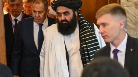 Lavrov, Afganistan’da ve komşu ülkelerde NATO altyapısının kabul edilemez olduğunu belirtti
