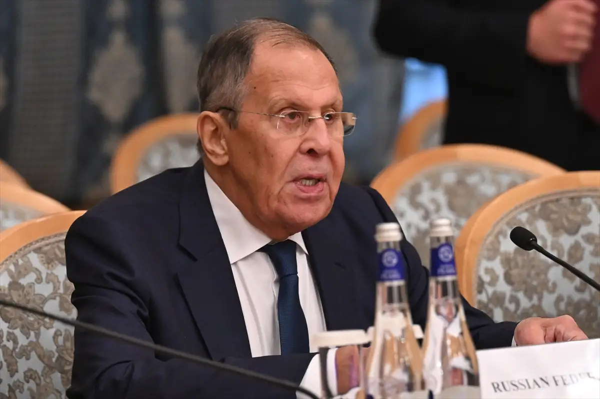 Lavrov, Afganistan'da ve komşu ülkelerde NATO altyapısının kabul edilemez olduğunu belirtti