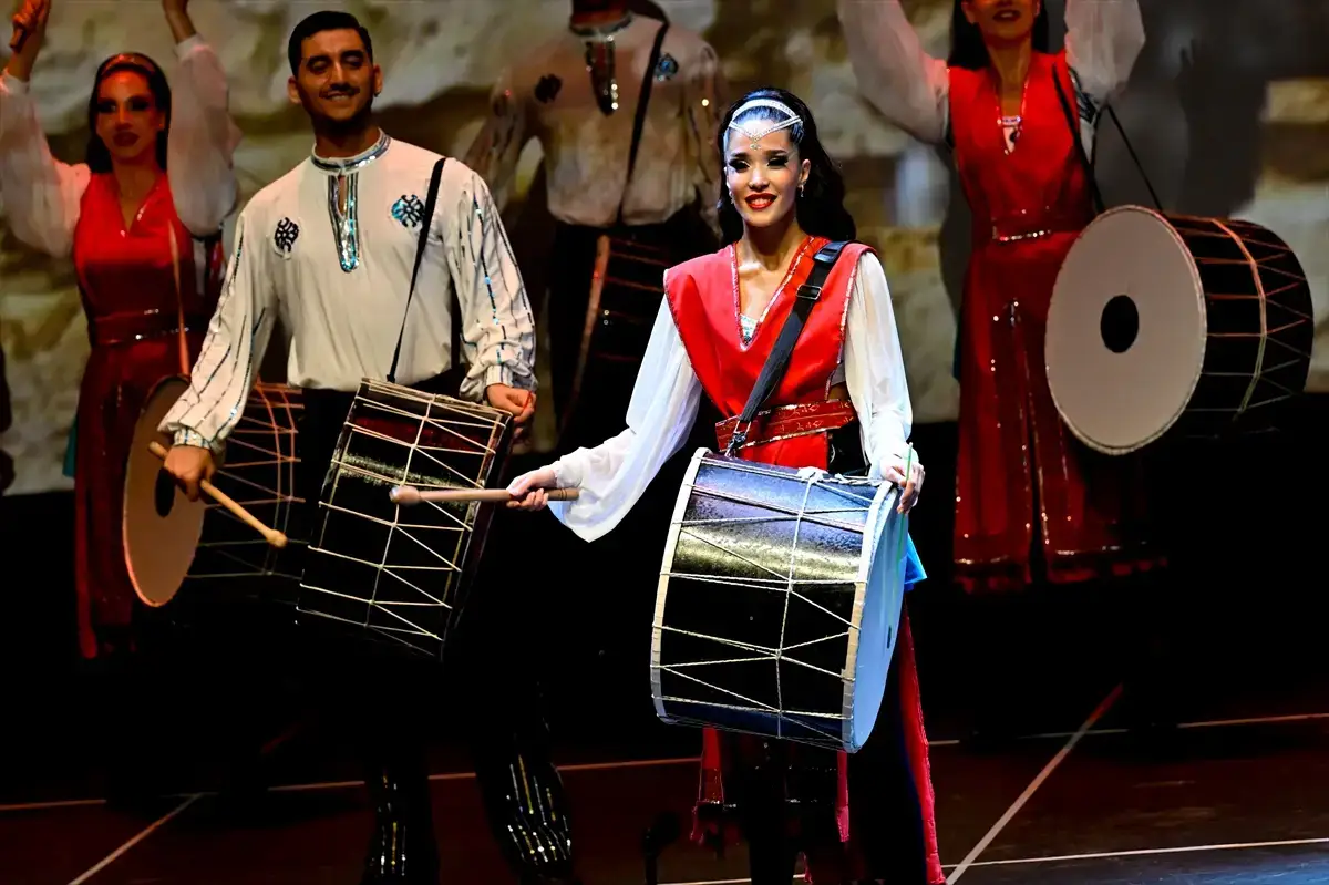 rusya-cumhuriyet-bayrami-anadolu-atesi-nin-gosterisiyle-aa-2026-10-29-04