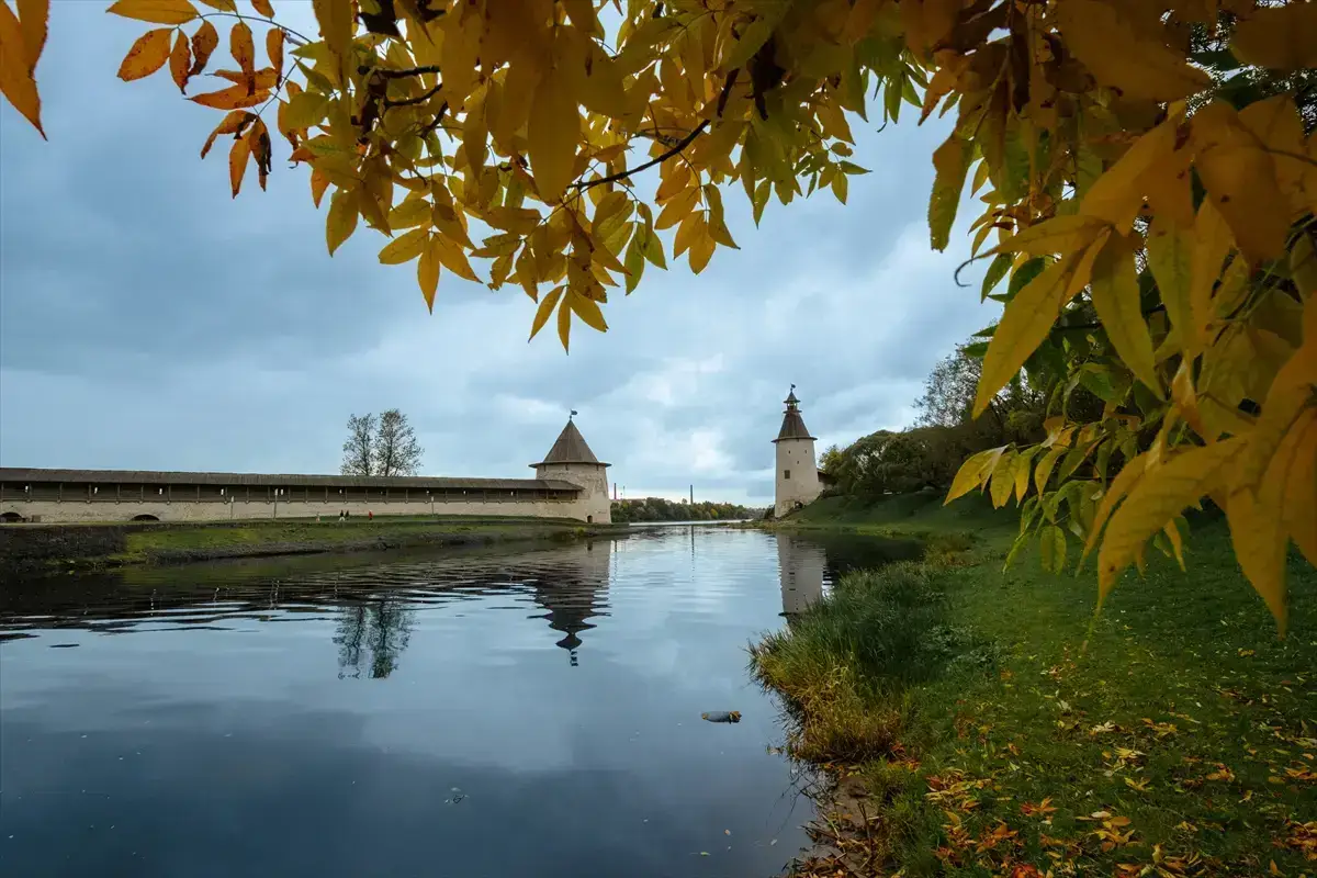 rusya-nin-tarihi-sehri-pskov-mimari-dokusuyla-aa-2026-10-13-02