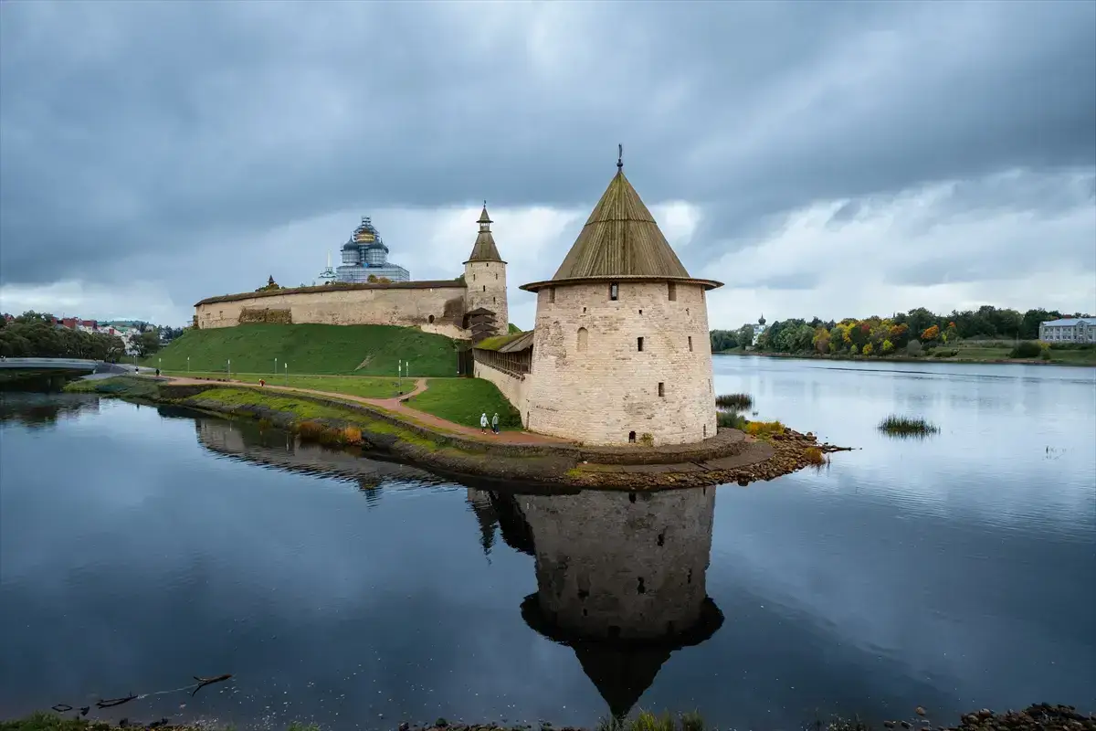rusya-nin-tarihi-sehri-pskov-mimari-dokusuyla-aa-2026-10-13-05