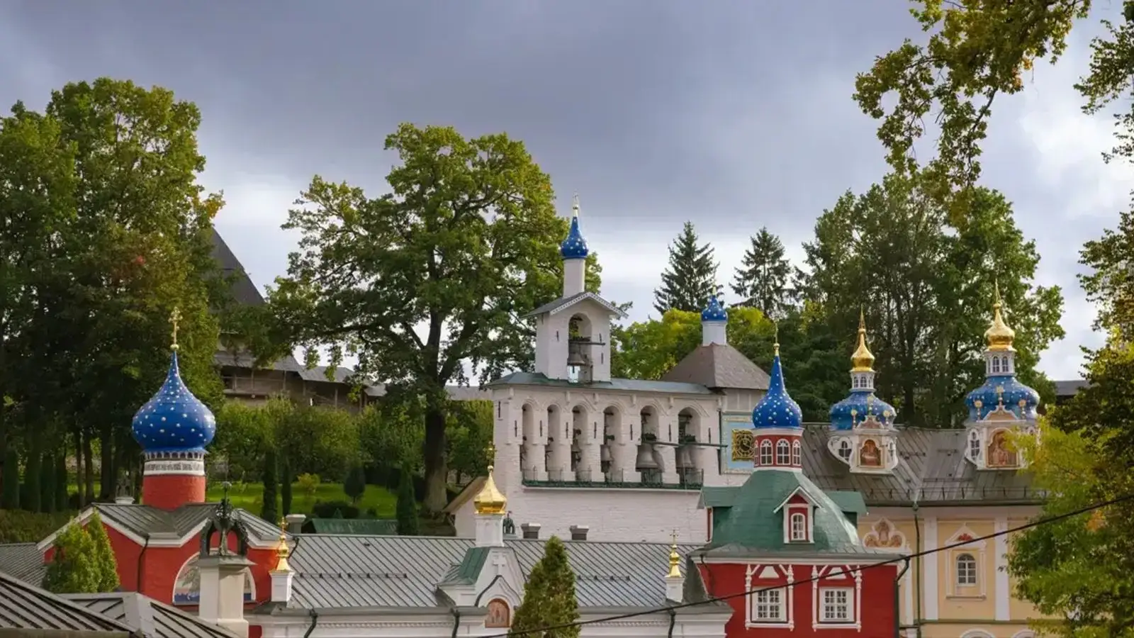 rusya-nin-tarihi-sehri-pskov-mimari-dokusuyla-aa-2026-10-13-14